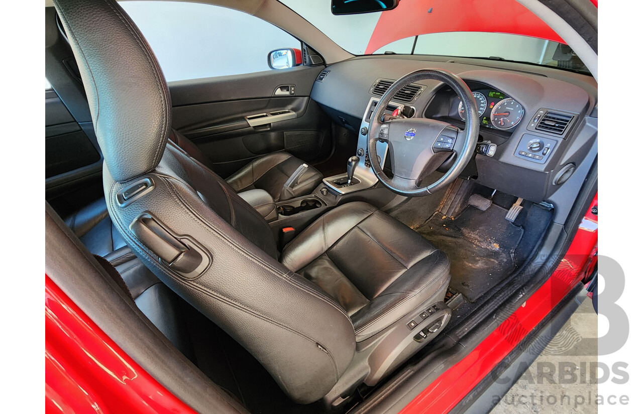 4/2007 Volvo C30 T5  3d Hatchback Red 2.5L