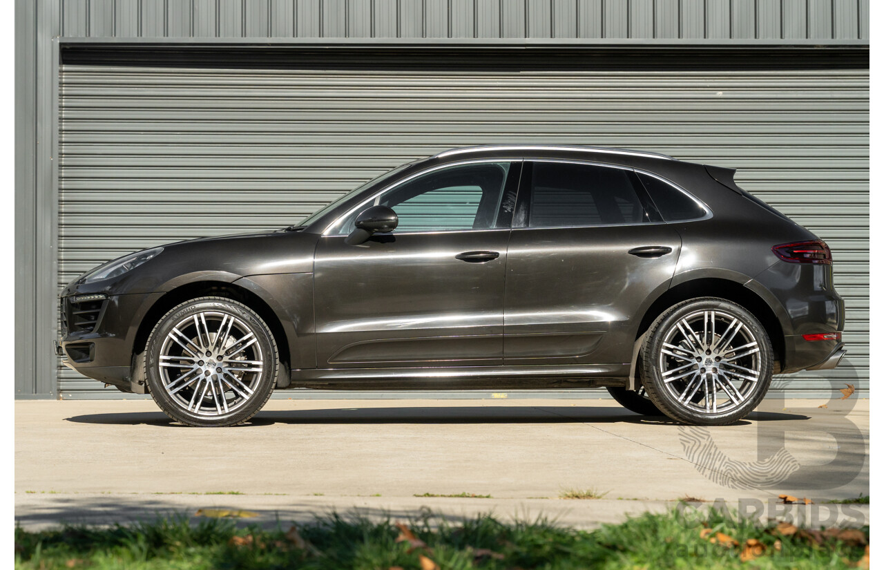 7/2016 Porsche Macan S Diesel (AWD) MY17 4d Wagon Night Blue Metallic / Wrapped Black Turbo Diesel 3.0L
