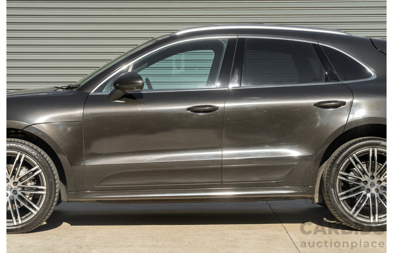 7/2016 Porsche Macan S Diesel (AWD) MY17 4d Wagon Night Blue Metallic / Wrapped Black Turbo Diesel 3.0L