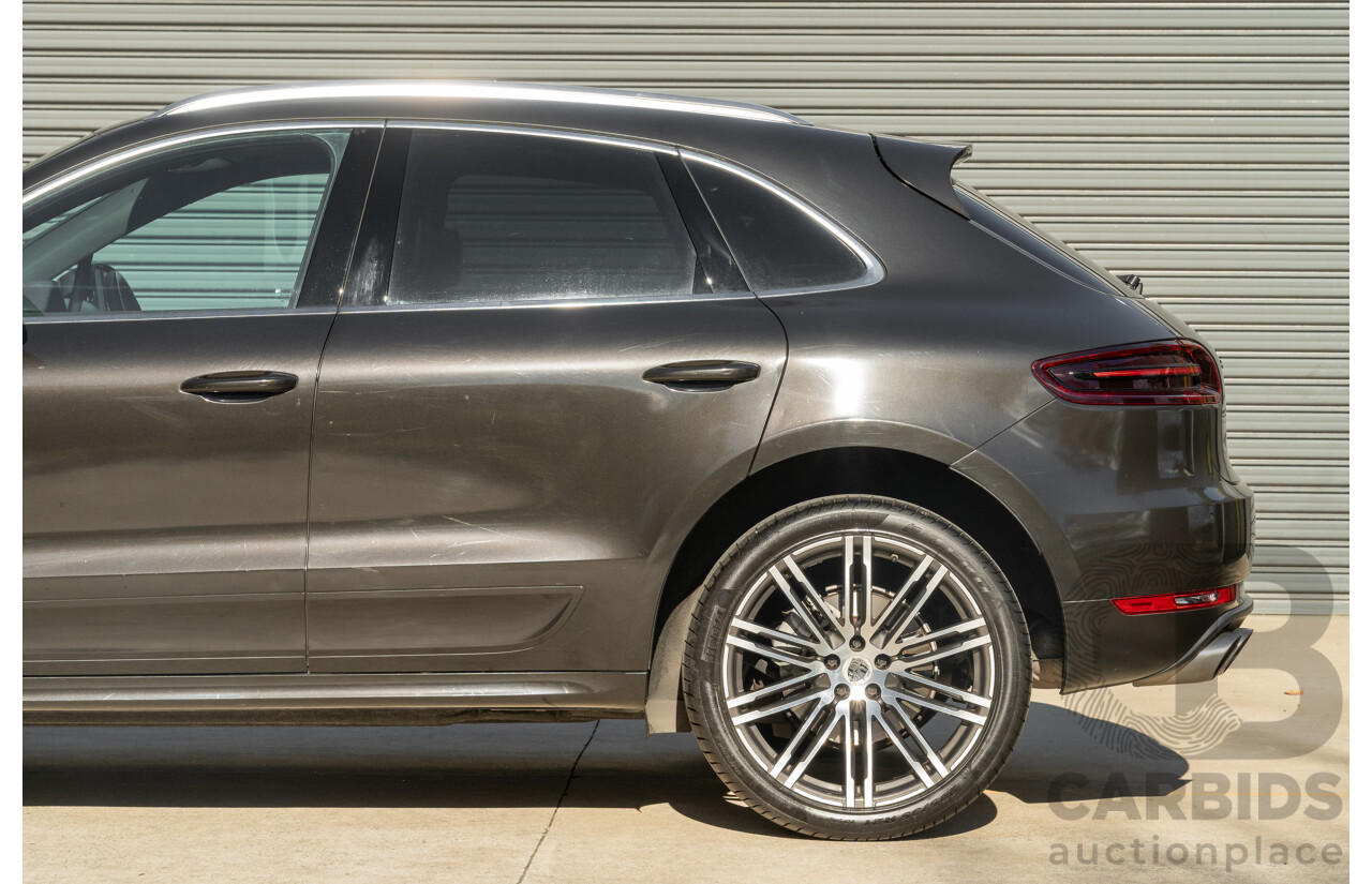 7/2016 Porsche Macan S Diesel (AWD) MY17 4d Wagon Night Blue Metallic / Wrapped Black Turbo Diesel 3.0L