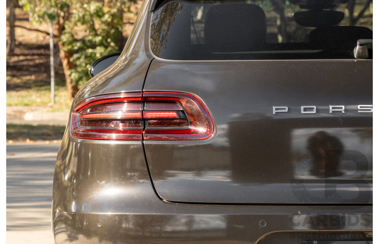 7/2016 Porsche Macan S Diesel (AWD) MY17 4d Wagon Night Blue Metallic / Wrapped Black Turbo Diesel 3.0L