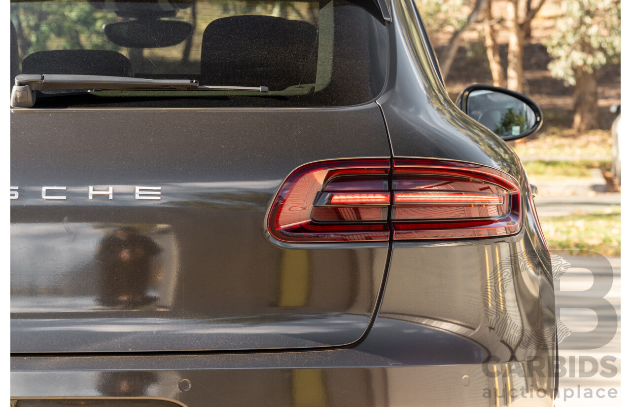 7/2016 Porsche Macan S Diesel (AWD) MY17 4d Wagon Night Blue Metallic / Wrapped Black Turbo Diesel 3.0L