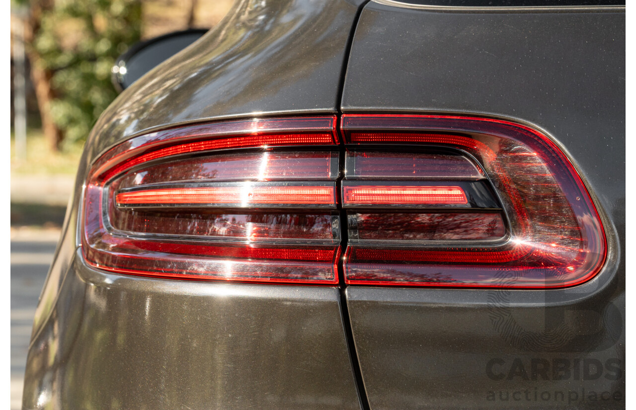7/2016 Porsche Macan S Diesel (AWD) MY17 4d Wagon Night Blue Metallic / Wrapped Black Turbo Diesel 3.0L