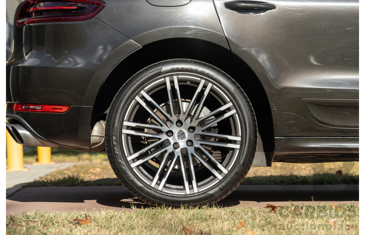 7/2016 Porsche Macan S Diesel (AWD) MY17 4d Wagon Night Blue Metallic / Wrapped Black Turbo Diesel 3.0L
