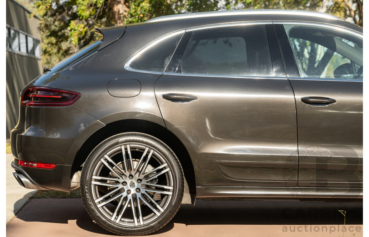 7/2016 Porsche Macan S Diesel (AWD) MY17 4d Wagon Night Blue Metallic / Wrapped Black Turbo Diesel 3.0L