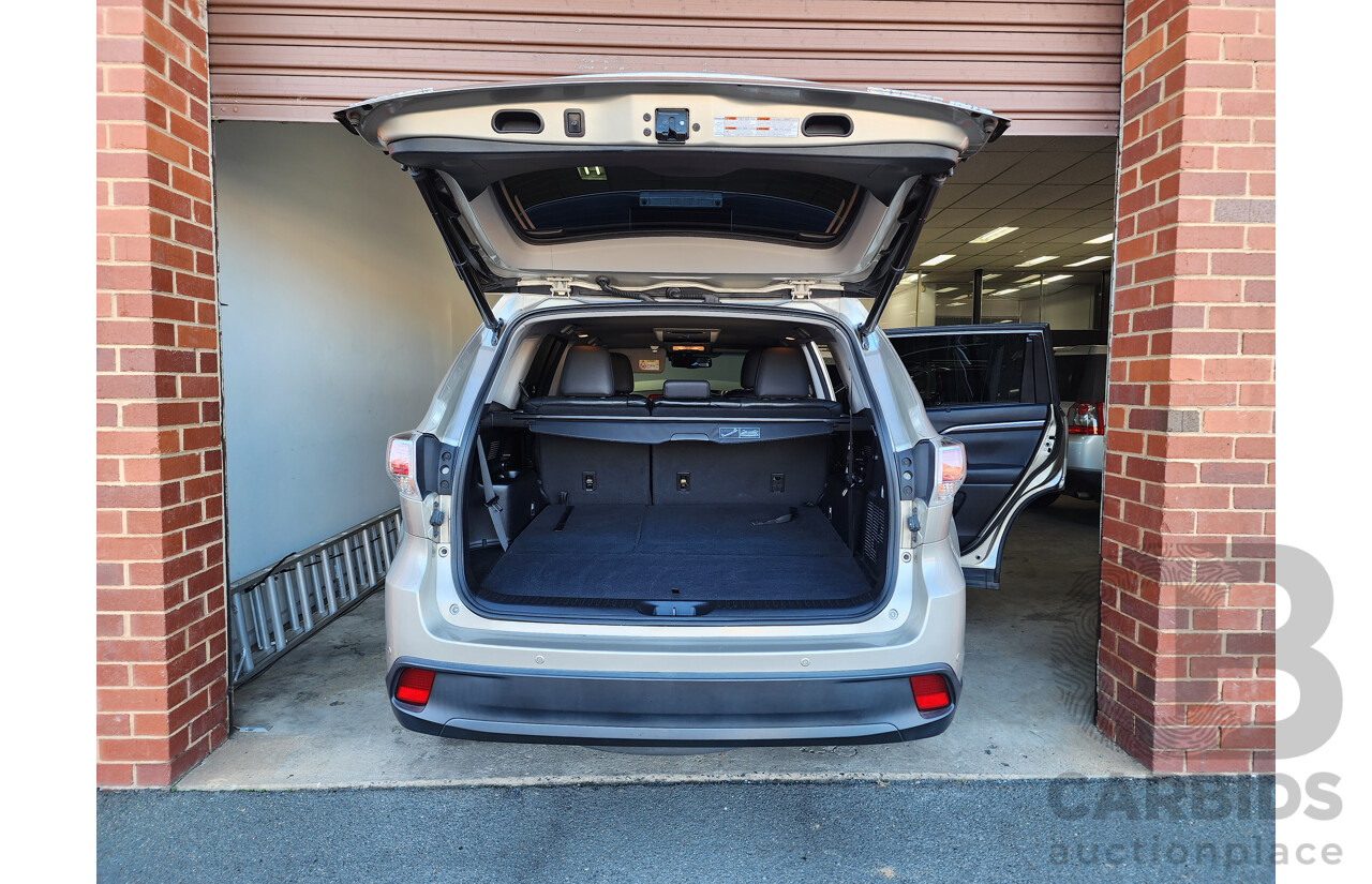 3/2014 Toyota Kluger Grande (4x4) GSU55R 4d Wagon Gold 3.5L
