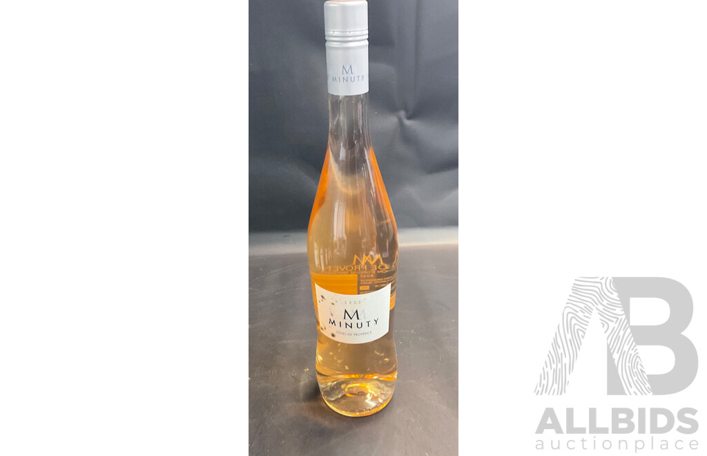 Oyster Bay Sauvignon Blanc, Pinot Noir & Minuty Provence & Cloudy Bay Sauvignon Blanc - Lot of 11
