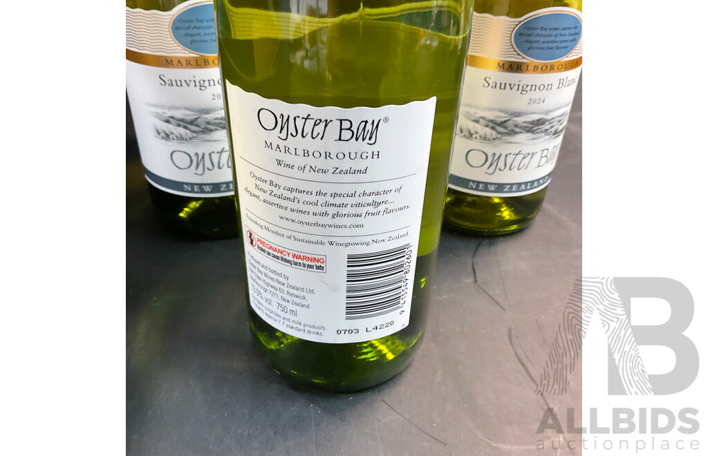 Oyster Bay Sauvignon Blanc, Pinot Noir & Minuty Provence & Cloudy Bay Sauvignon Blanc - Lot of 11