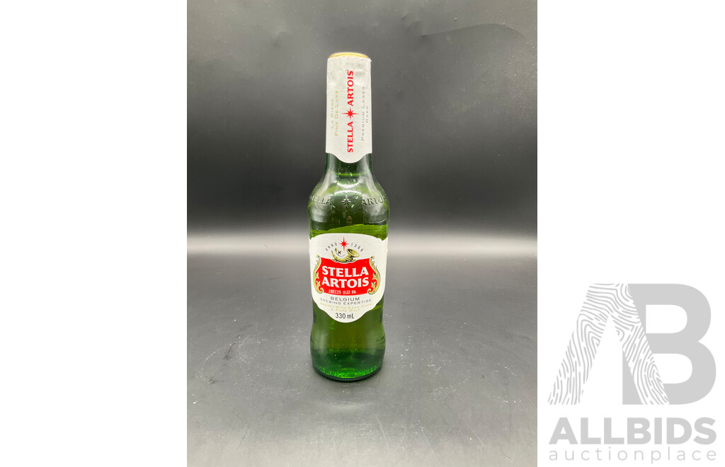 STELLA Artois Premium Lager Beer - Lot of 16