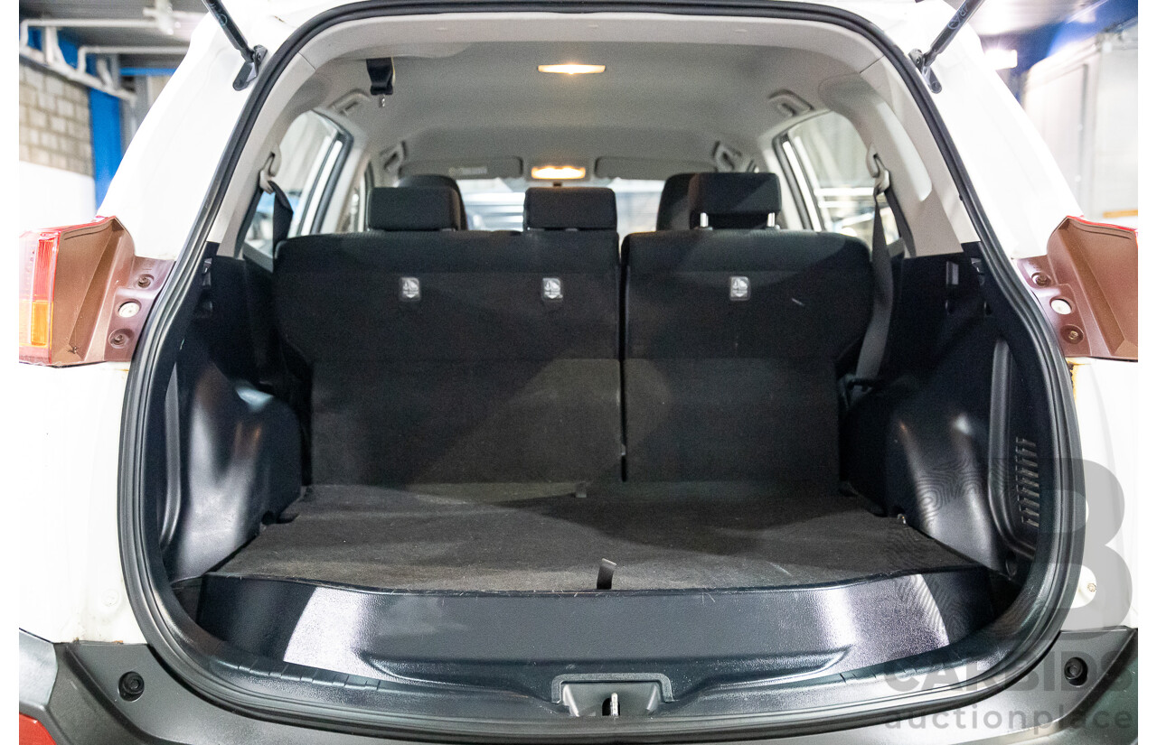 6/2013 Toyota RAV4 GX (FWD) ZSA42R 4d Wagon White 2.0L