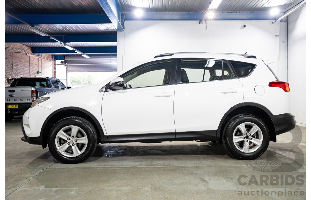 6/2013 Toyota RAV4 GX (FWD) ZSA42R 4d Wagon White 2.0L