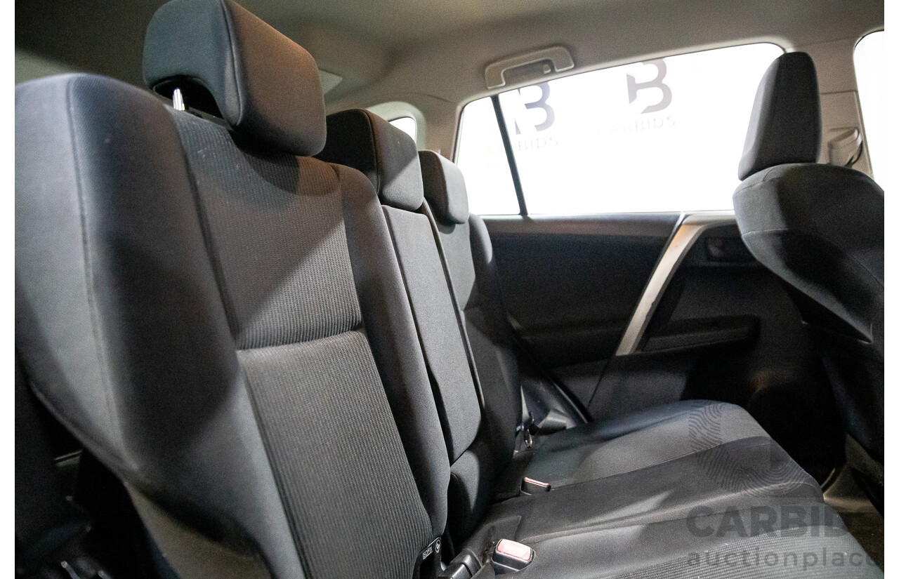 6/2013 Toyota RAV4 GX (FWD) ZSA42R 4d Wagon White 2.0L
