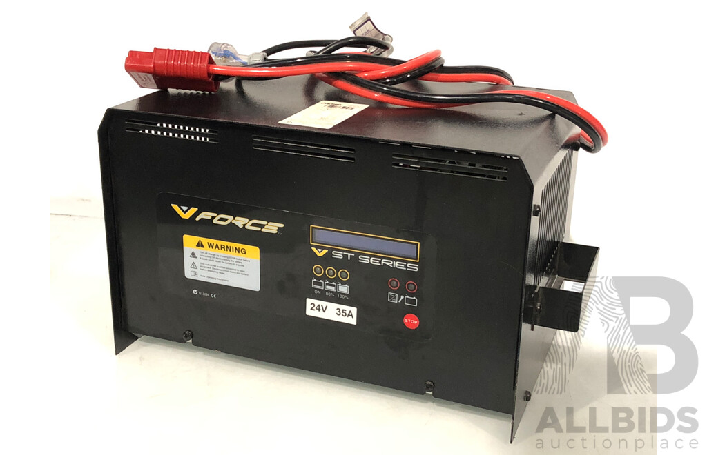 Crown Electric Pallet Truck and Charger - WP 3000
