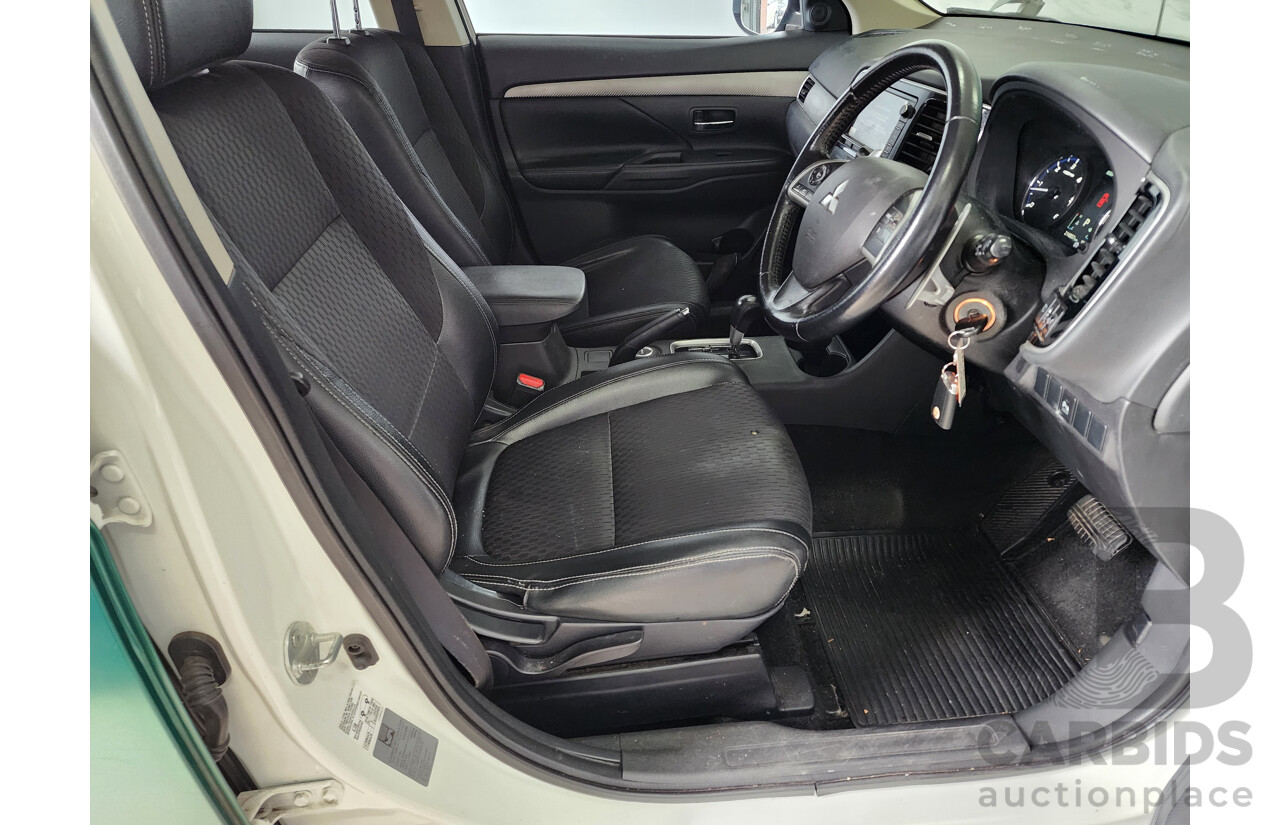 4/2014 Mitsubishi Outlander LS (4x4) ZJ MY14.5 4d Wagon Green 2.3L