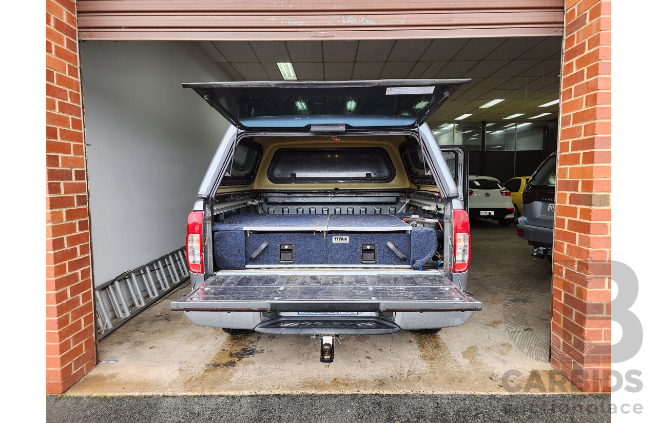 2/2011 Nissan Navara ST (4x4) D40 Dual Cab P/Up Grey 2.5L