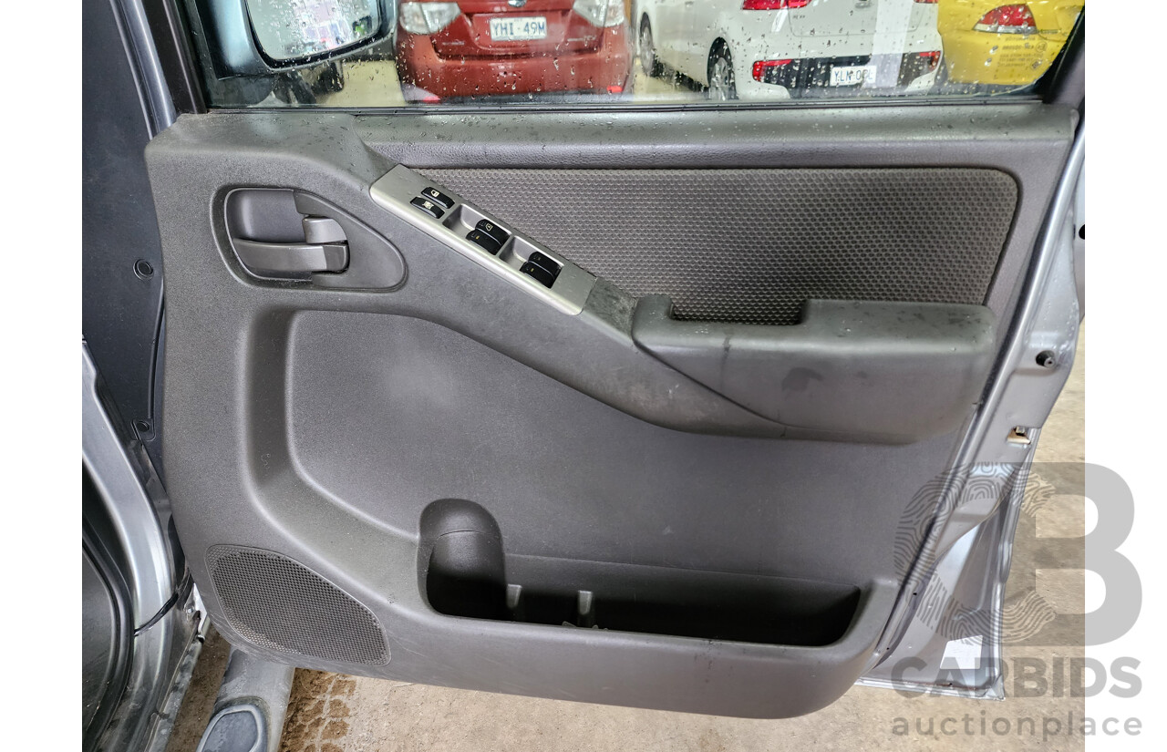 2/2011 Nissan Navara ST (4x4) D40 Dual Cab P/Up Grey 2.5L