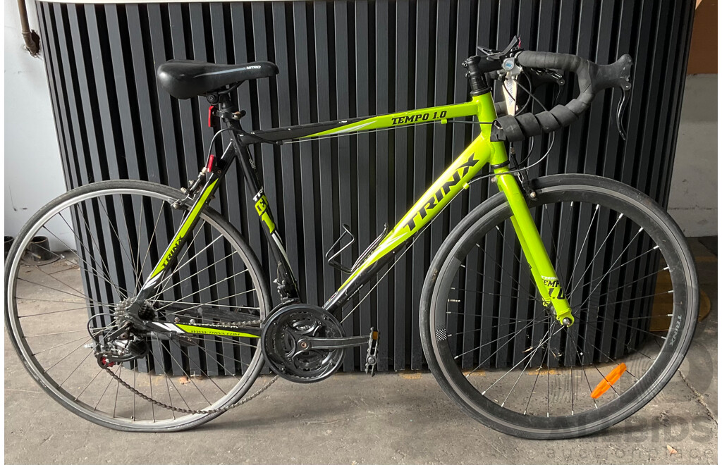 TRINX Tempo 1.0 Size L (56cm) Bike
