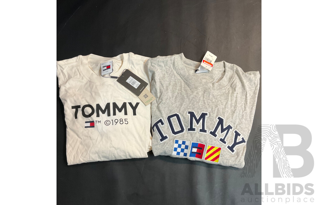 TOMMY JEANS T-shirt Size XS,S - Lot of 2
