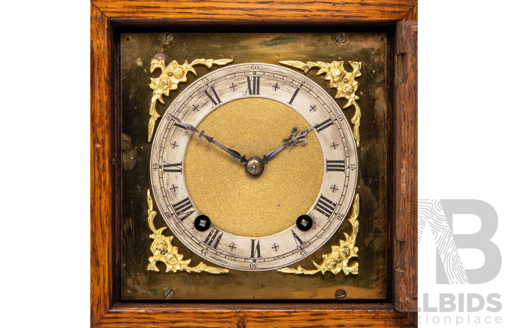 German Wintermantel & Hoffmeier Bracket Mantle Clock in Oak Case