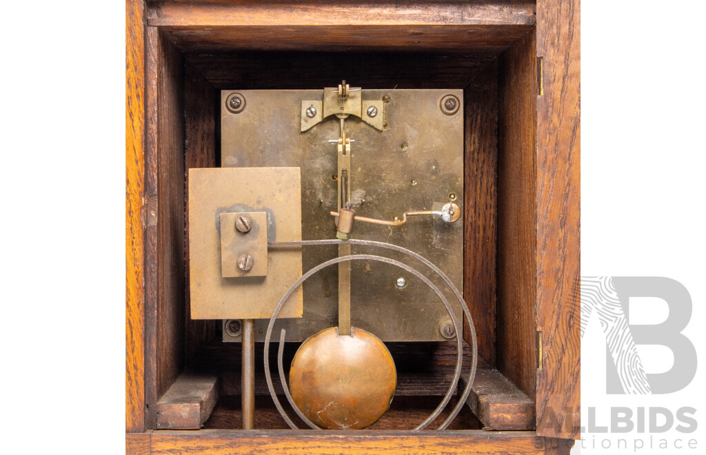 German Wintermantel & Hoffmeier Bracket Mantle Clock in Oak Case