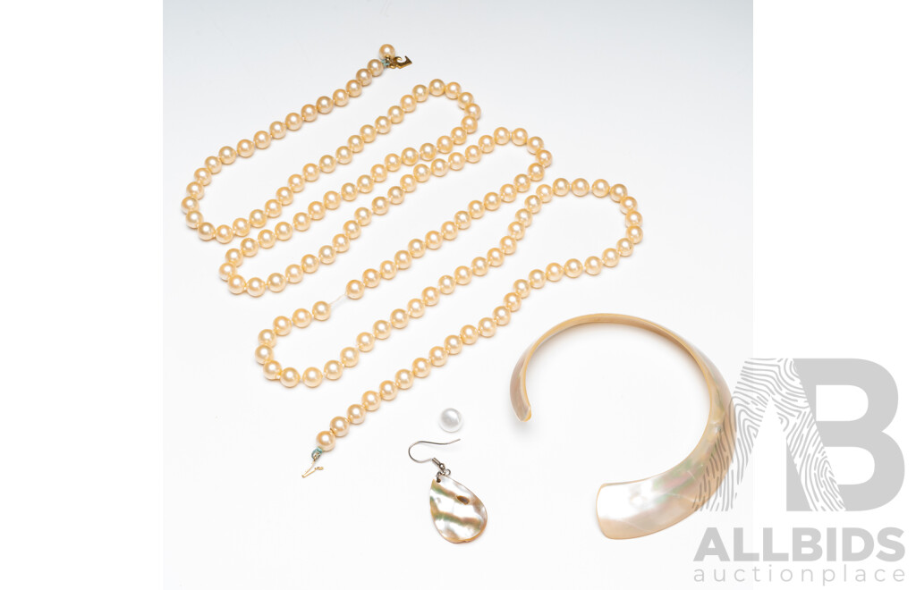 Collection of Pearl & Faux Pearl Jewellery