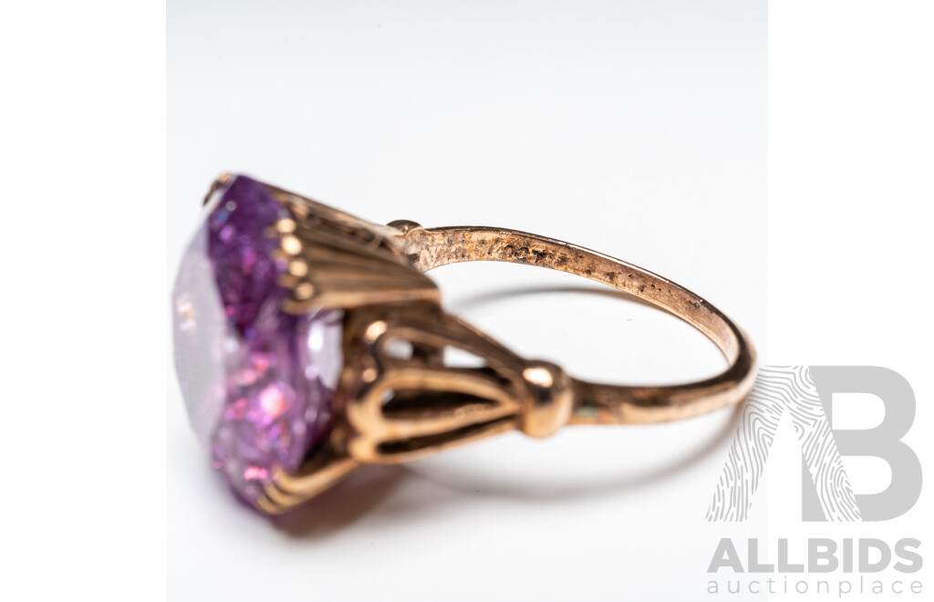 Vintage 9ct Rose Gold Ring with Purple Sapphire - Size N