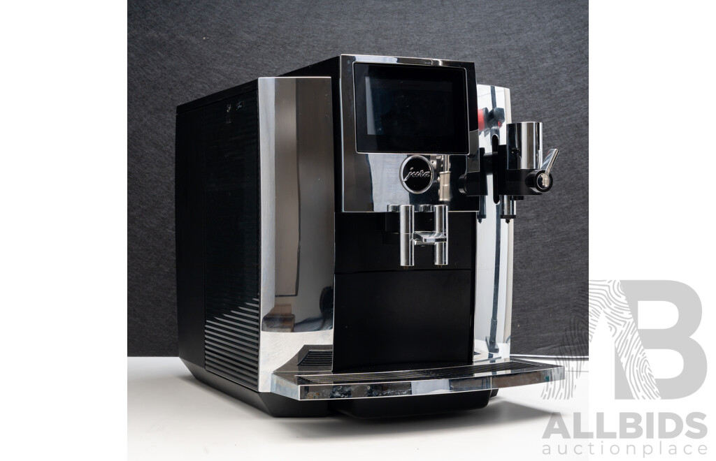 Jura S8 Automatic Coffee Machine