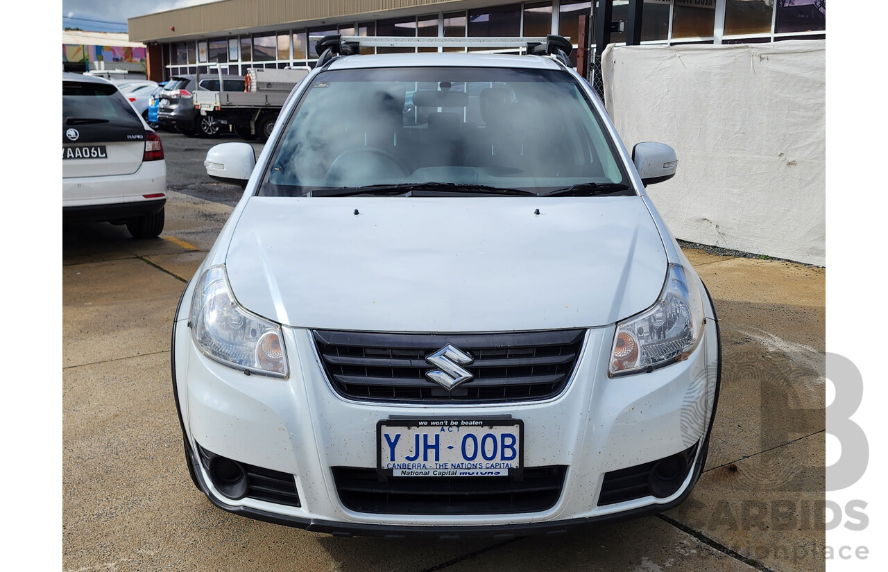 11/2012 Suzuki SX4  GY MY11 5d Hatchback White 2.0L