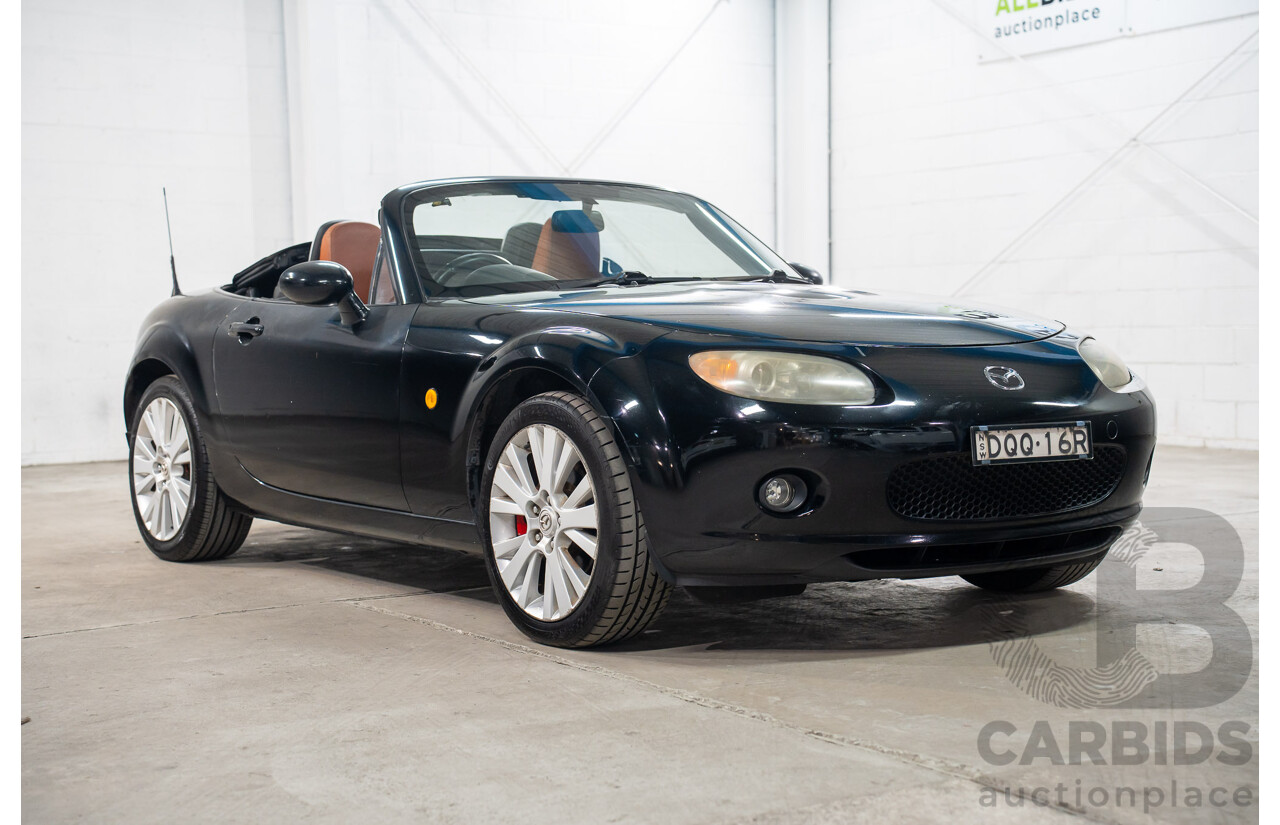 01/2006 Mazda MX-5 (RWD) NC 2D Convertible Black Soft Top 2.0L