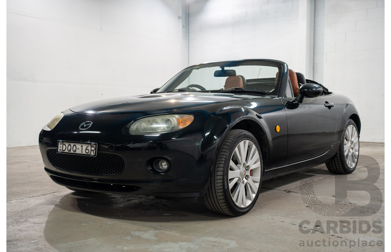 01/2006 Mazda MX-5 (RWD) NC 2D Convertible Black Soft Top 2.0L