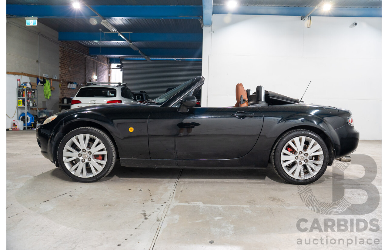 01/2006 Mazda MX-5 (RWD) NC 2D Convertible Black Soft Top 2.0L