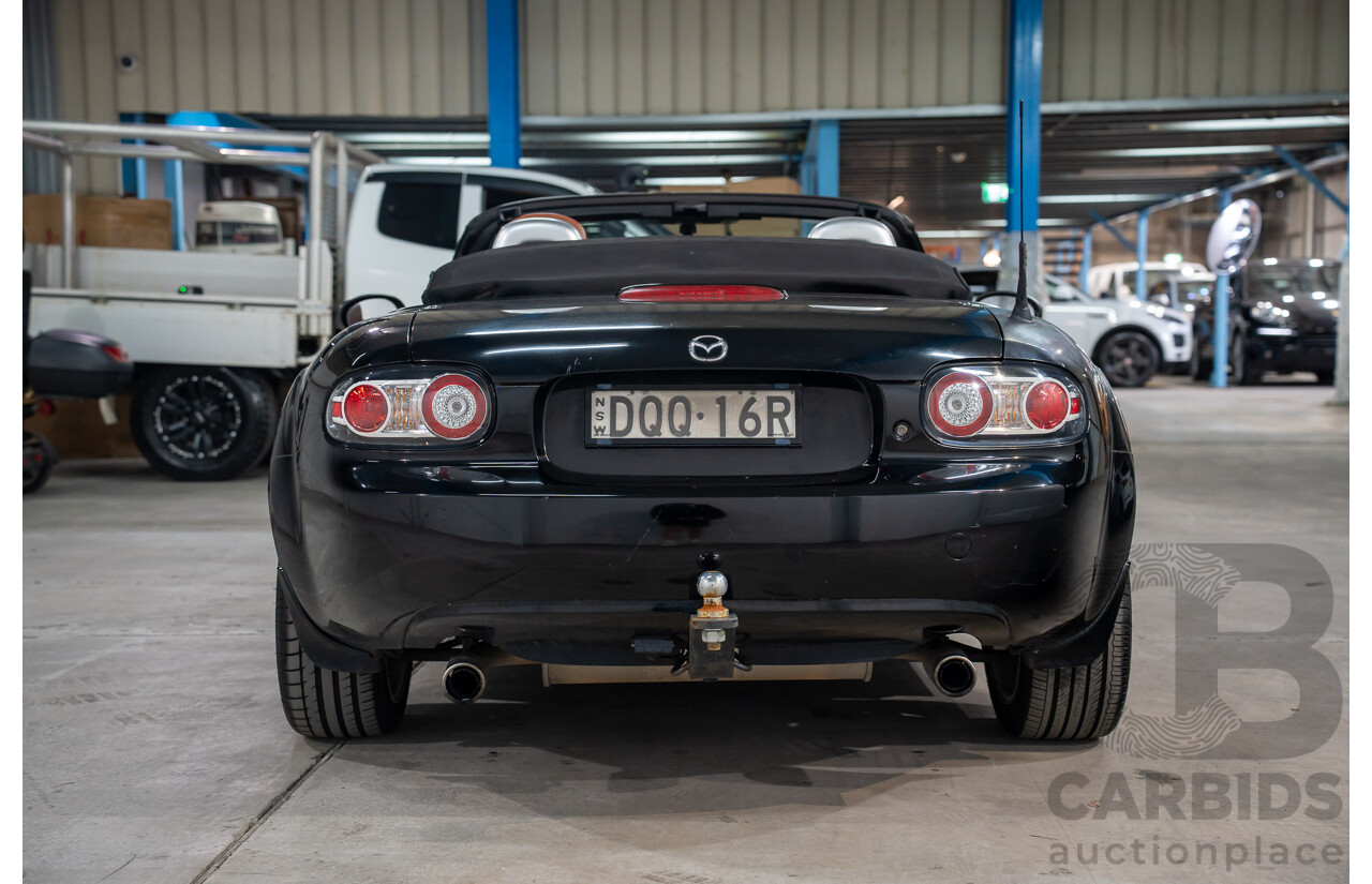 01/2006 Mazda MX-5 (RWD) NC 2D Convertible Black Soft Top 2.0L