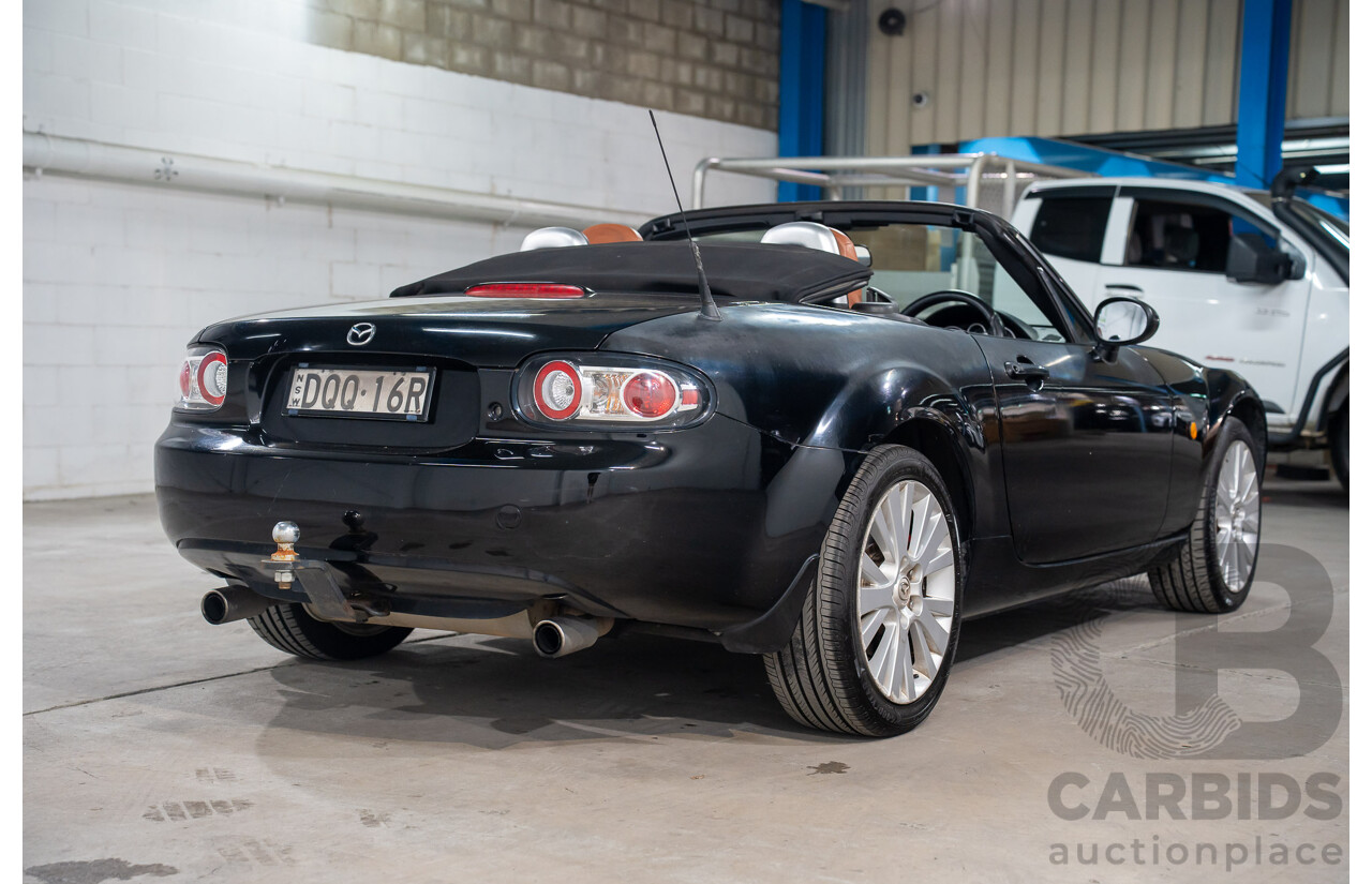 01/2006 Mazda MX-5 (RWD) NC 2D Convertible Black Soft Top 2.0L