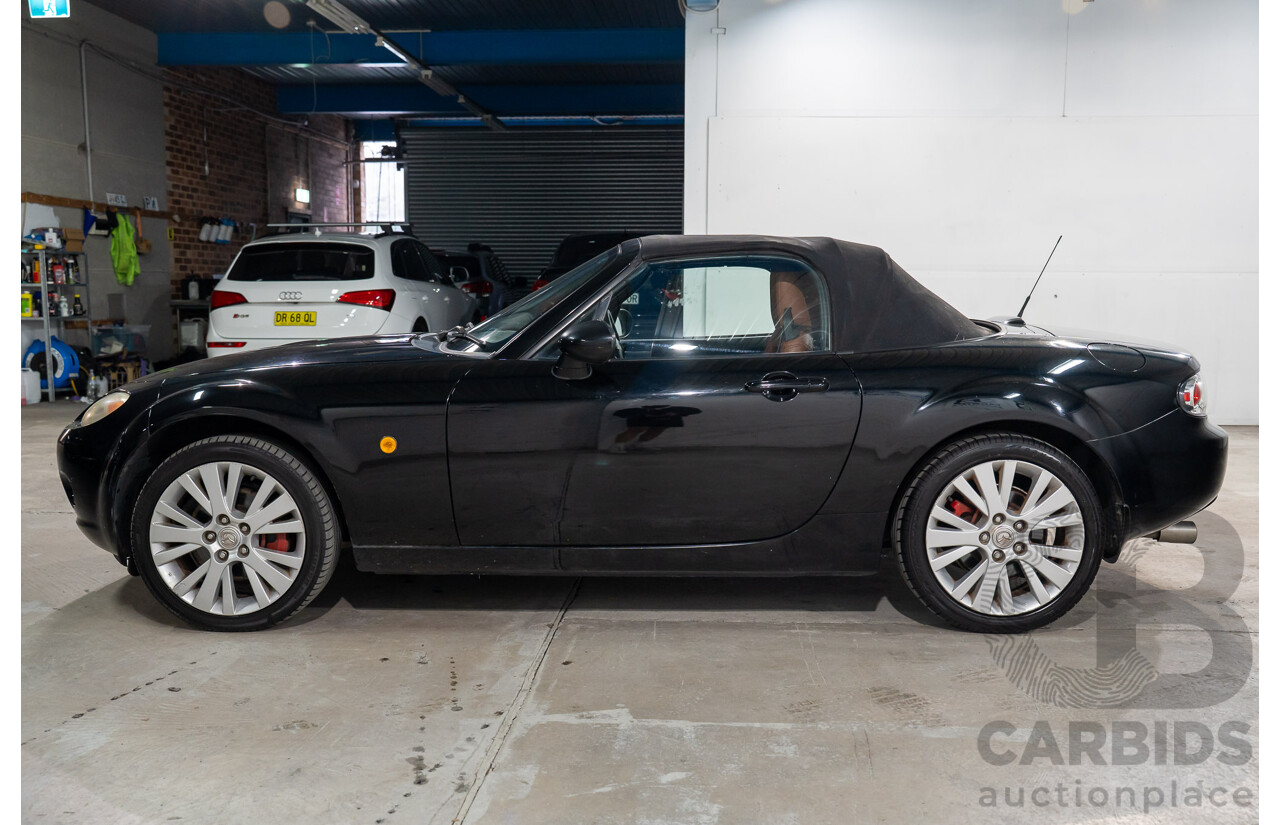 01/2006 Mazda MX-5 (RWD) NC 2D Convertible Black Soft Top 2.0L
