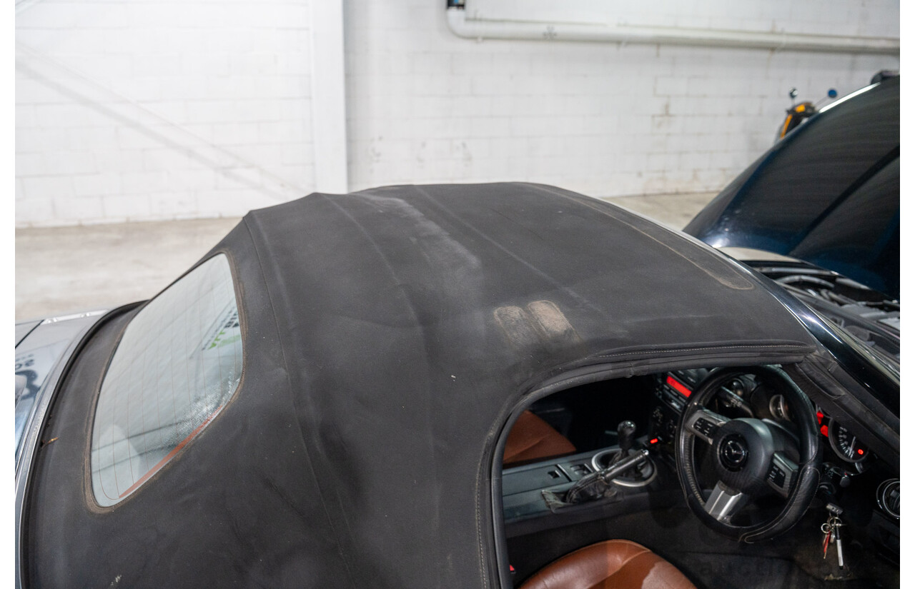 01/2006 Mazda MX-5 (RWD) NC 2D Convertible Black Soft Top 2.0L