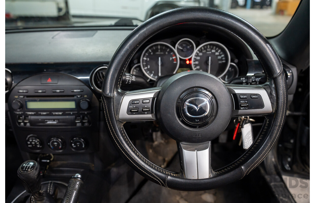 01/2006 Mazda MX-5 (RWD) NC 2D Convertible Black Soft Top 2.0L