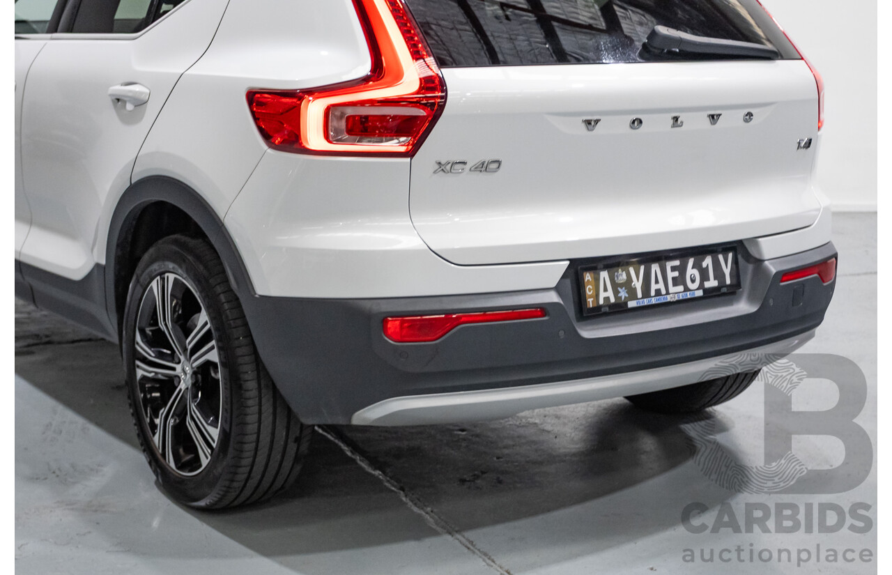 6/2021 Volvo XC40 T4 Inscription (AWD) 536 MY21 4d Wagon White Turbo 2.0L