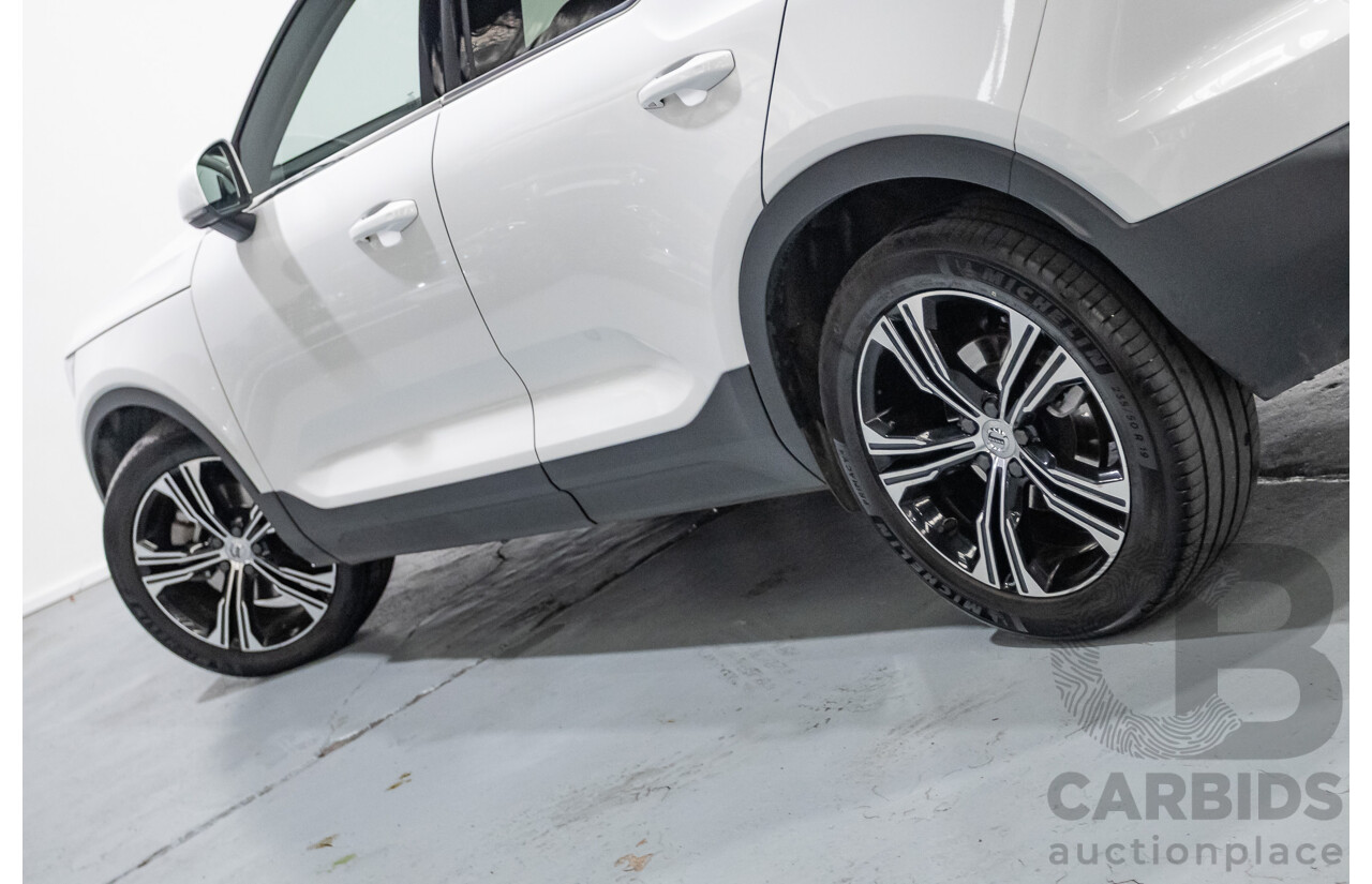 6/2021 Volvo XC40 T4 Inscription (AWD) 536 MY21 4d Wagon White Turbo 2.0L