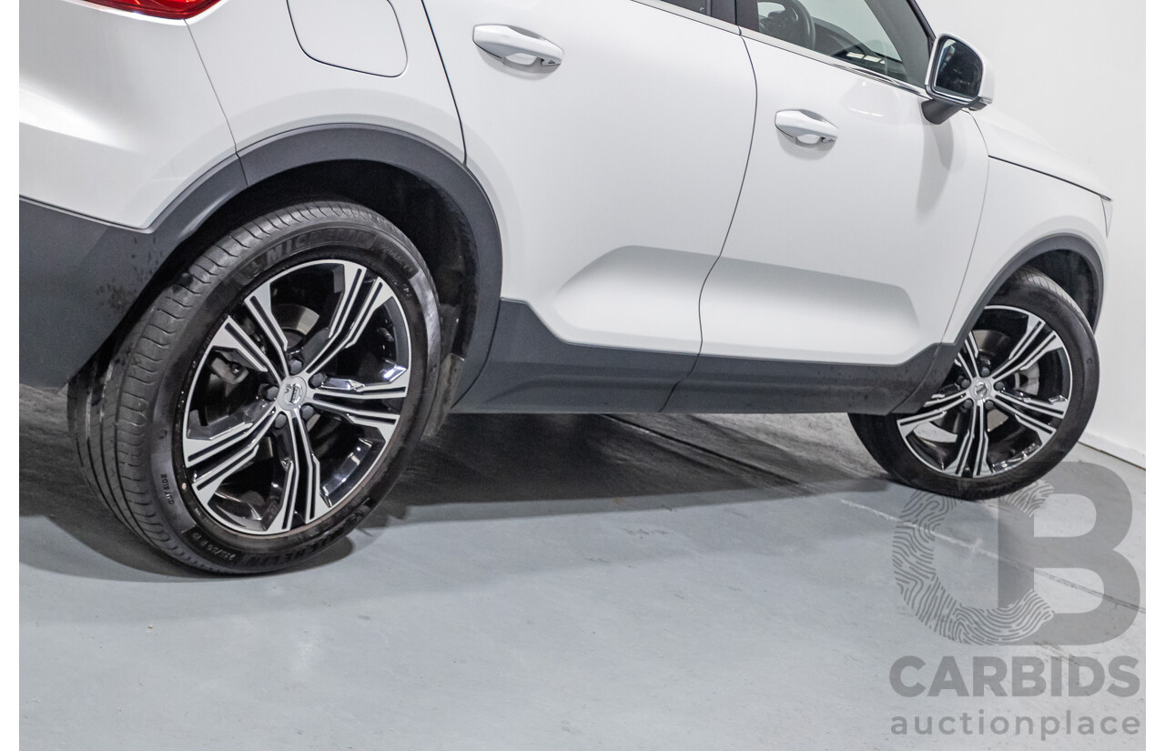 6/2021 Volvo XC40 T4 Inscription (AWD) 536 MY21 4d Wagon White Turbo 2.0L