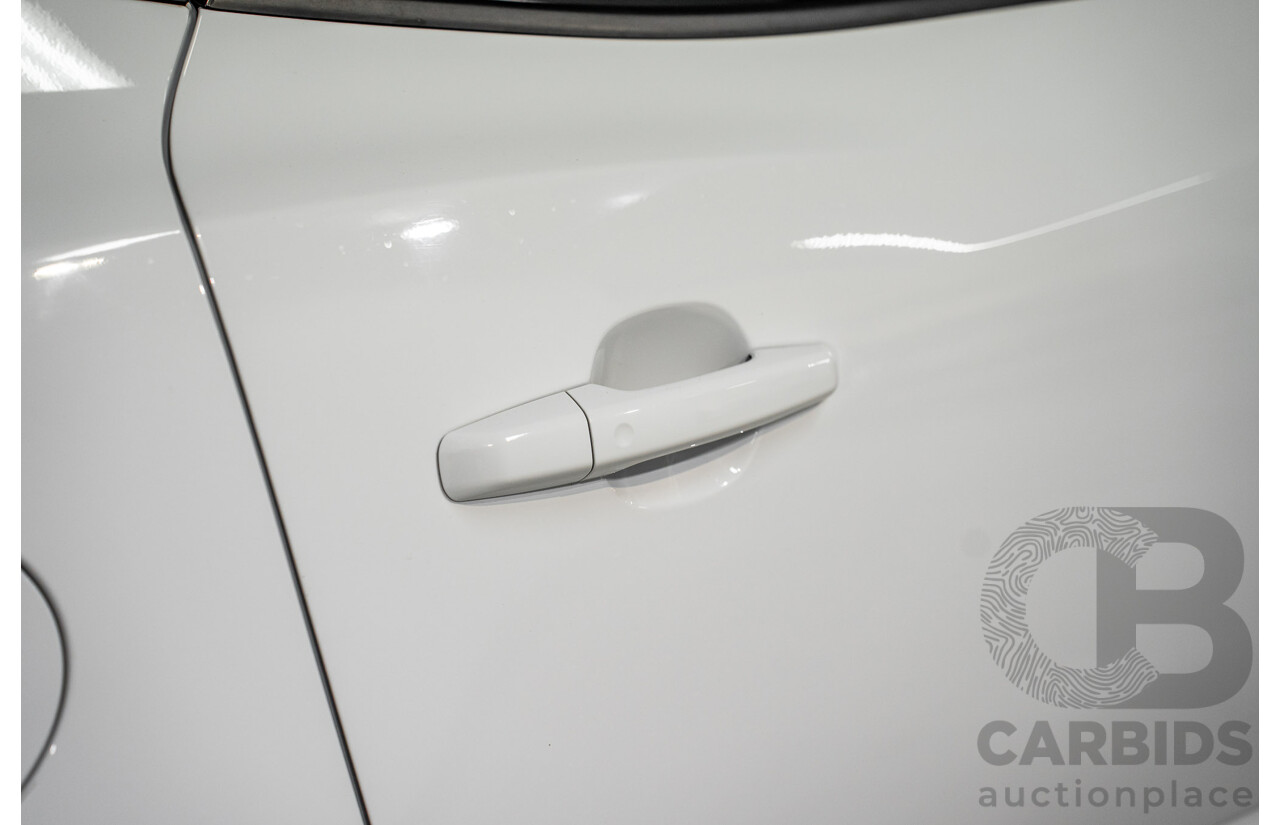 06/2019 Jaguar E-Pace D240 SE (AWD 177kW) X540 MY19 4d Wagon Polaris White Turbo Diesel 2.0L