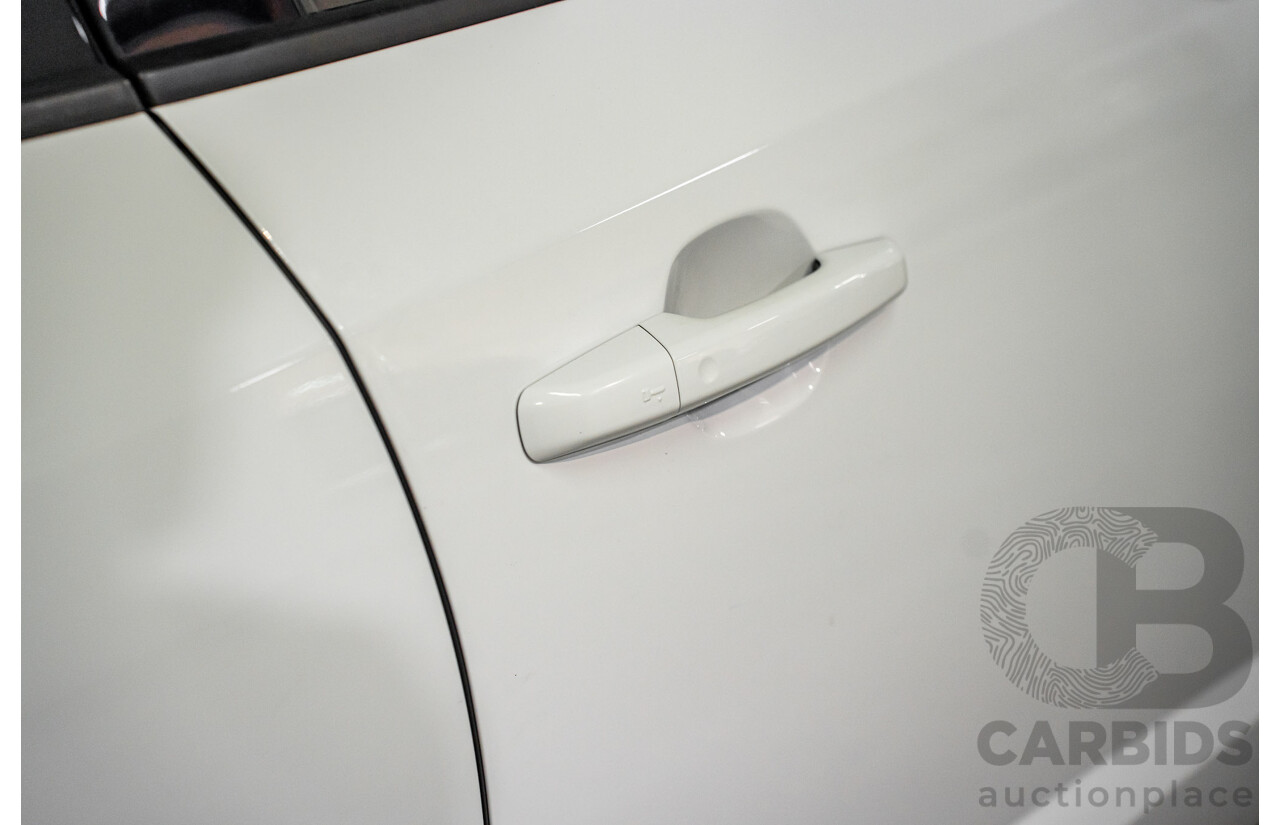 06/2019 Jaguar E-Pace D240 SE (AWD 177kW) X540 MY19 4d Wagon Polaris White Turbo Diesel 2.0L