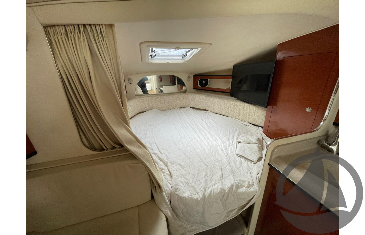 NO RESERVE - 2005 Searay 315 Sundancer, Twin 5.0L V8 MPi Mercruisers, 365hrs