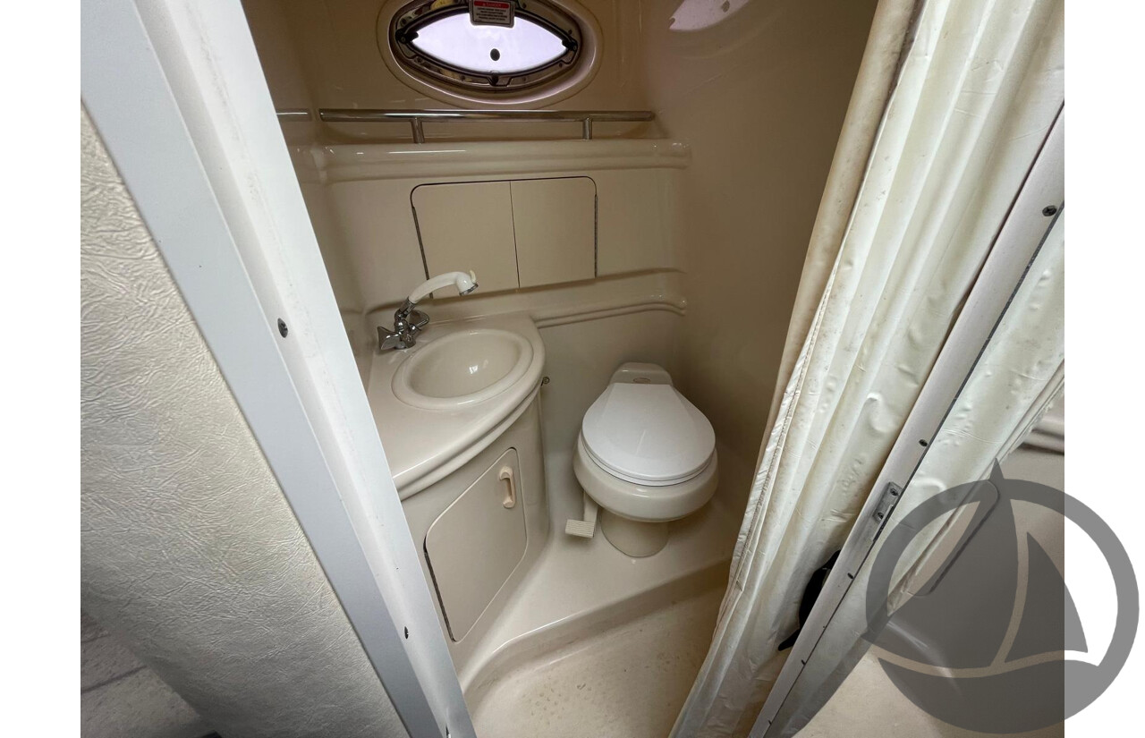 NO RESERVE - 2005 Searay 315 Sundancer, Twin 5.0L V8 MPi Mercruisers, 365hrs