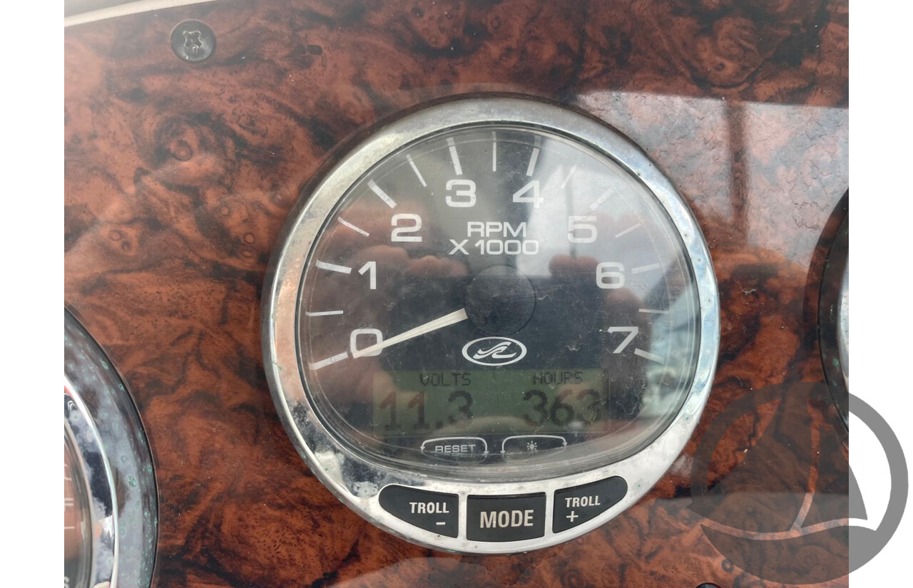 NO RESERVE - 2005 Searay 315 Sundancer, Twin 5.0L V8 MPi Mercruisers, 365hrs
