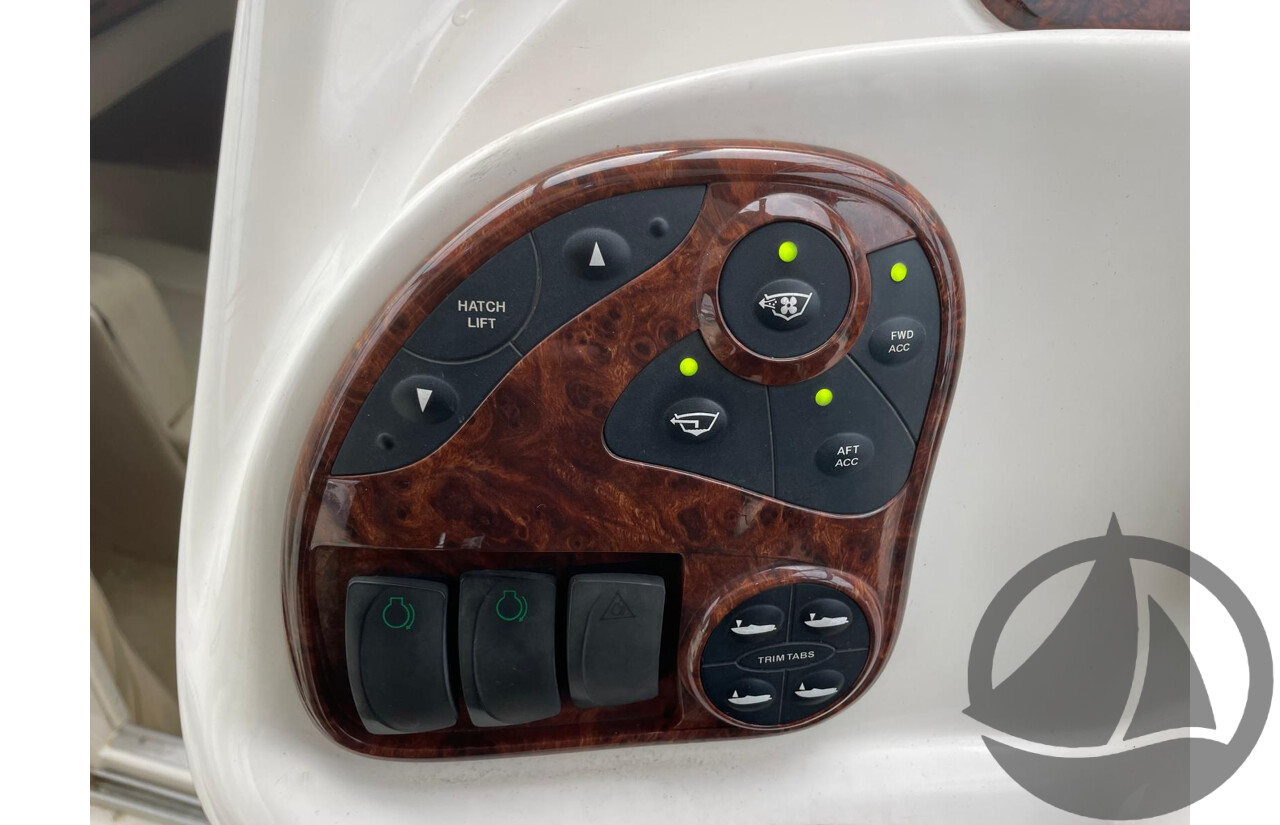 NO RESERVE - 2005 Searay 315 Sundancer, Twin 5.0L V8 MPi Mercruisers, 365hrs