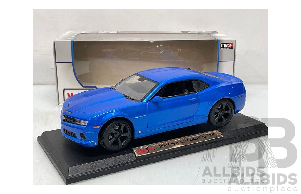 Maitso 2010 Chevrolet Camaro SS RS Coupe Metallic Blue 1:18 Scale Model Car