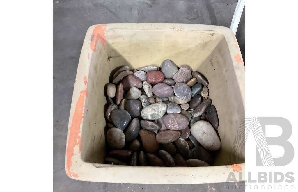 Garden Round Table and Assorted Pots