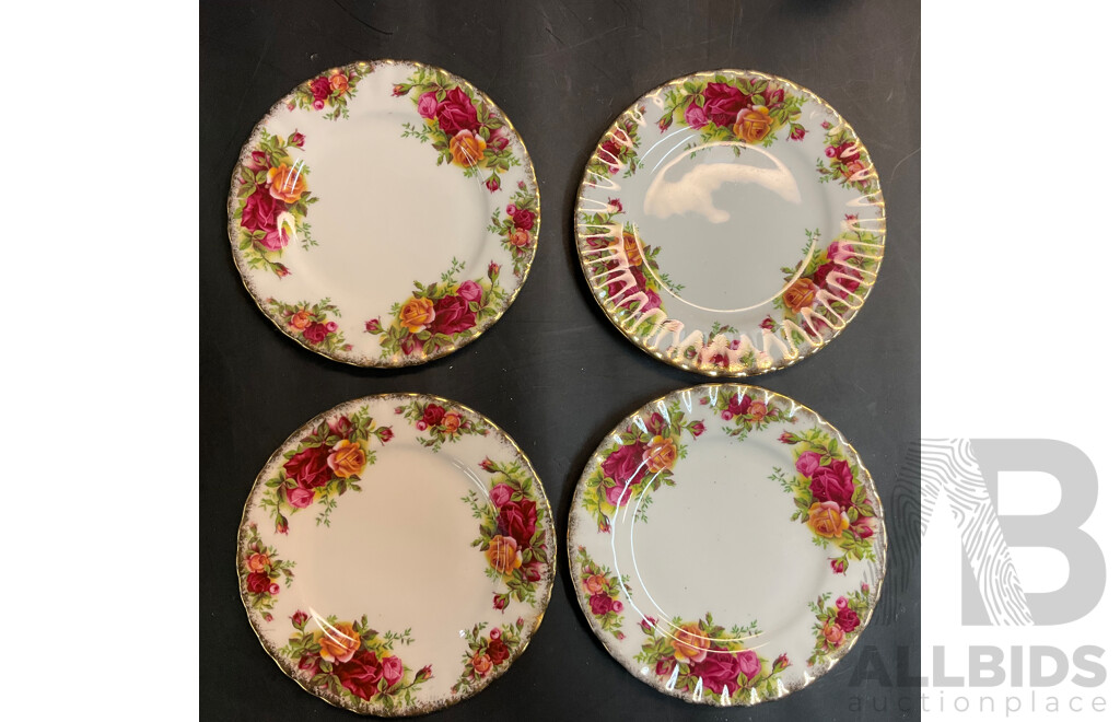 Royal Albert Old Country Roses Bone China England - 27 Pieces