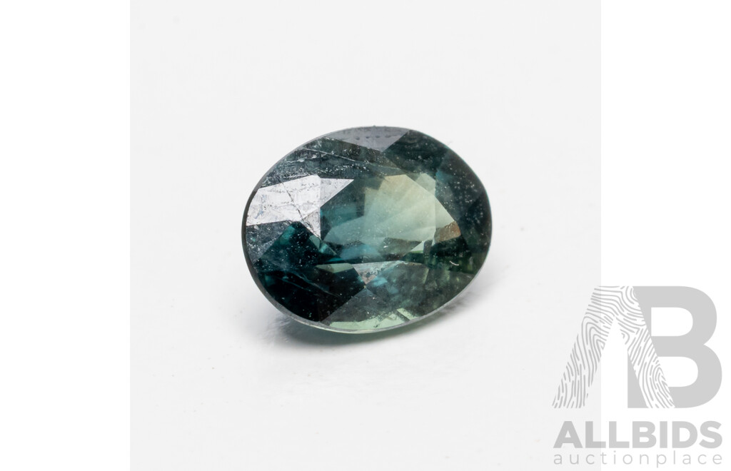 0.92ct Oval Cut Natural Green Sapphire with Gem Report