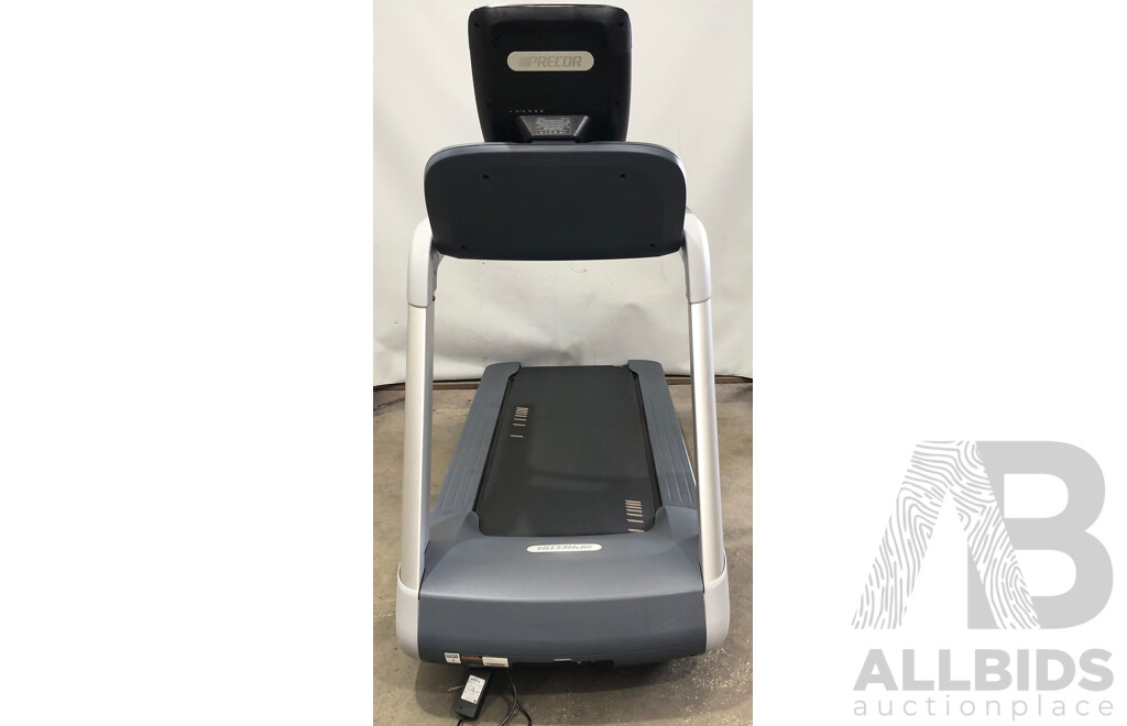 Precor TRM885 Treadmill with P82 Console